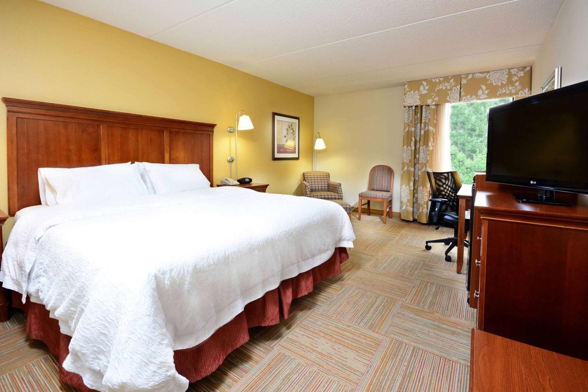 Hampton Inn Raleigh Capital Blvd North Bagian luar foto